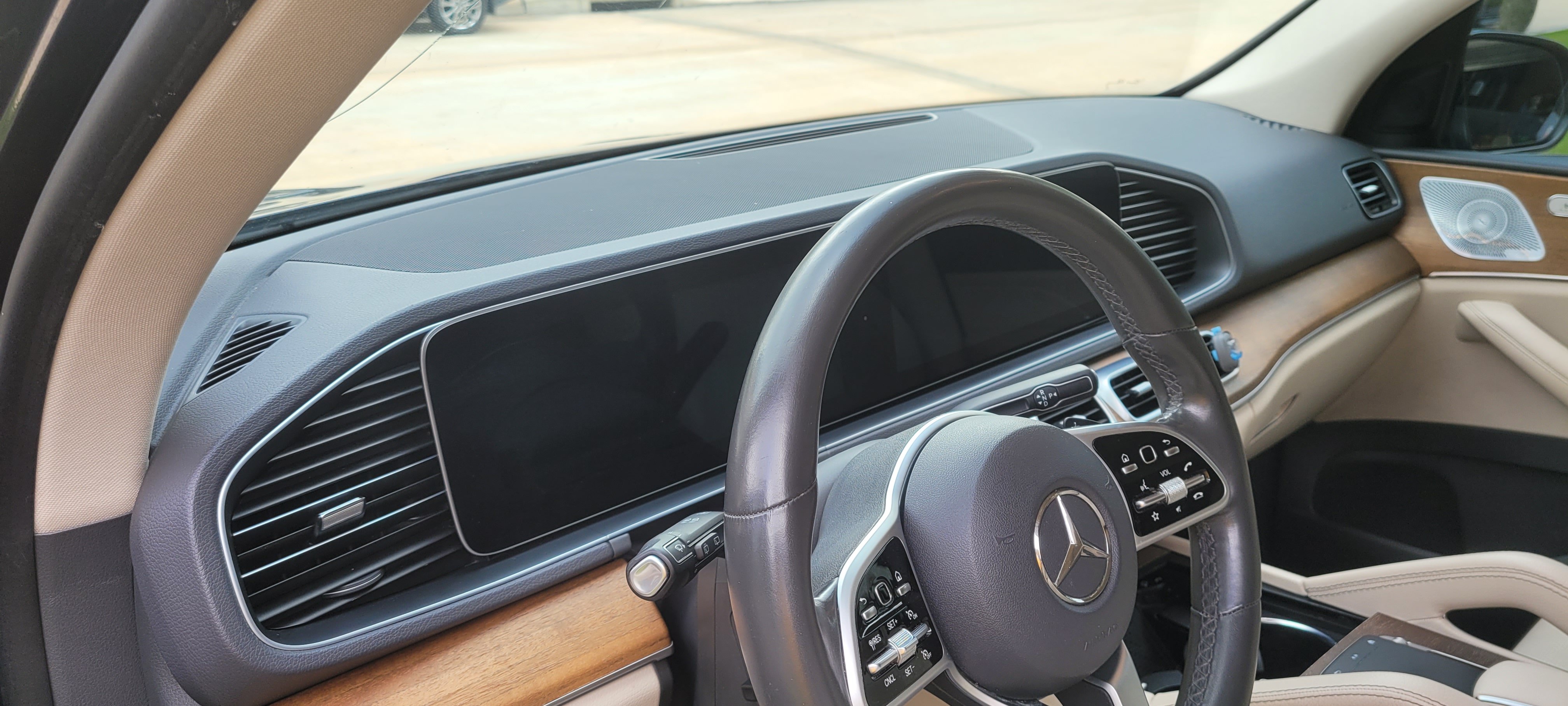 Mercedes dashboard and steering wheel detail